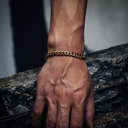 Bracelet-plaque-or-homme-porte