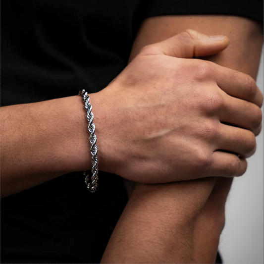 Bracelet_Fin_Argent_Homme-porte